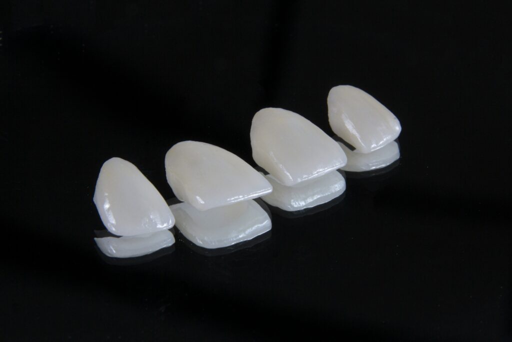 Dental tools crafted with white fused alumina