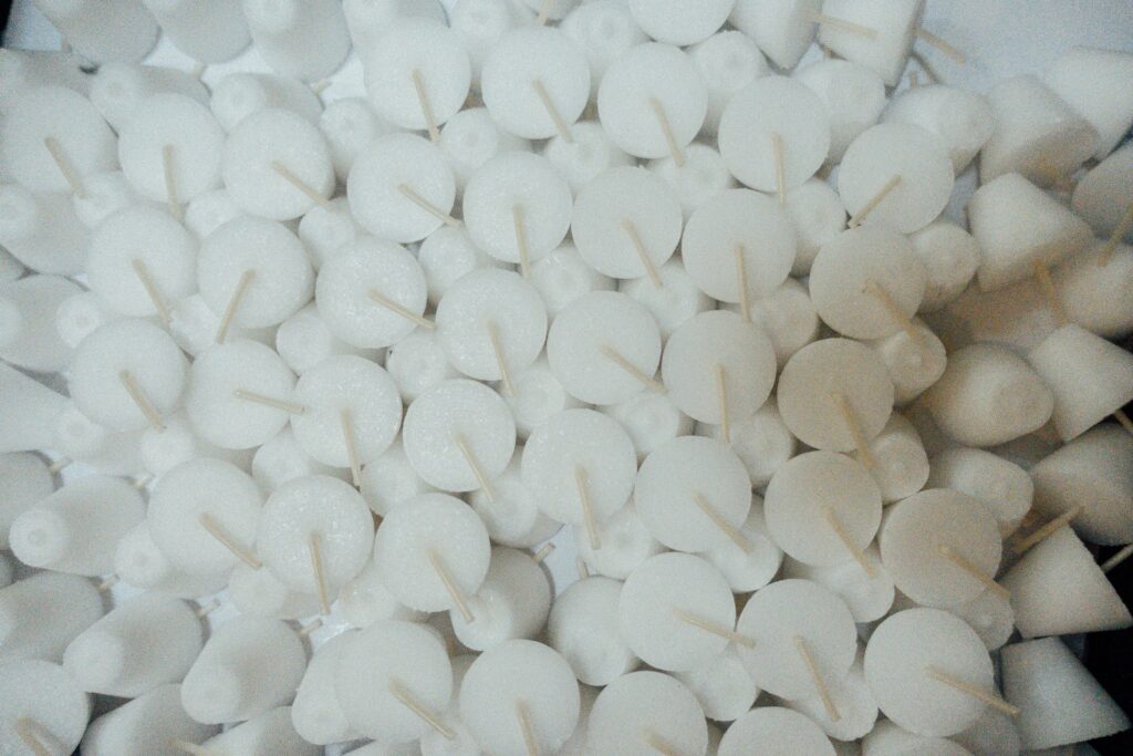 Various white fused alumina grits