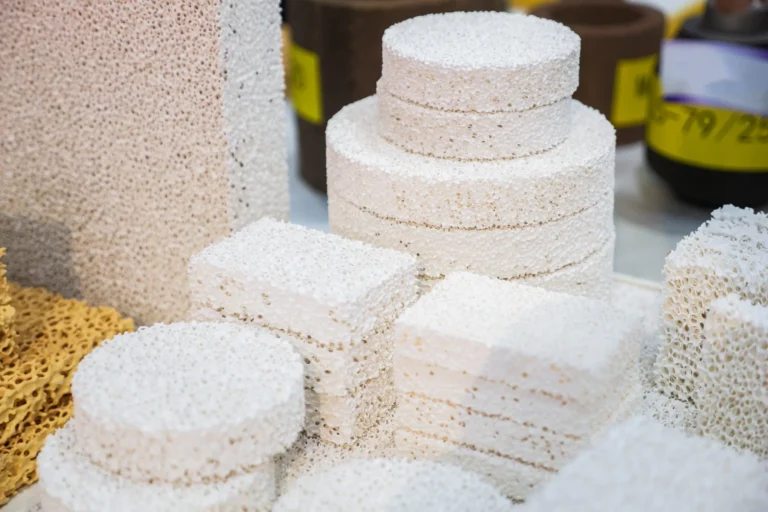 “Aluminum oxide powder (Al₂O₃) fine white industrial material for abrasives and ceramics.”